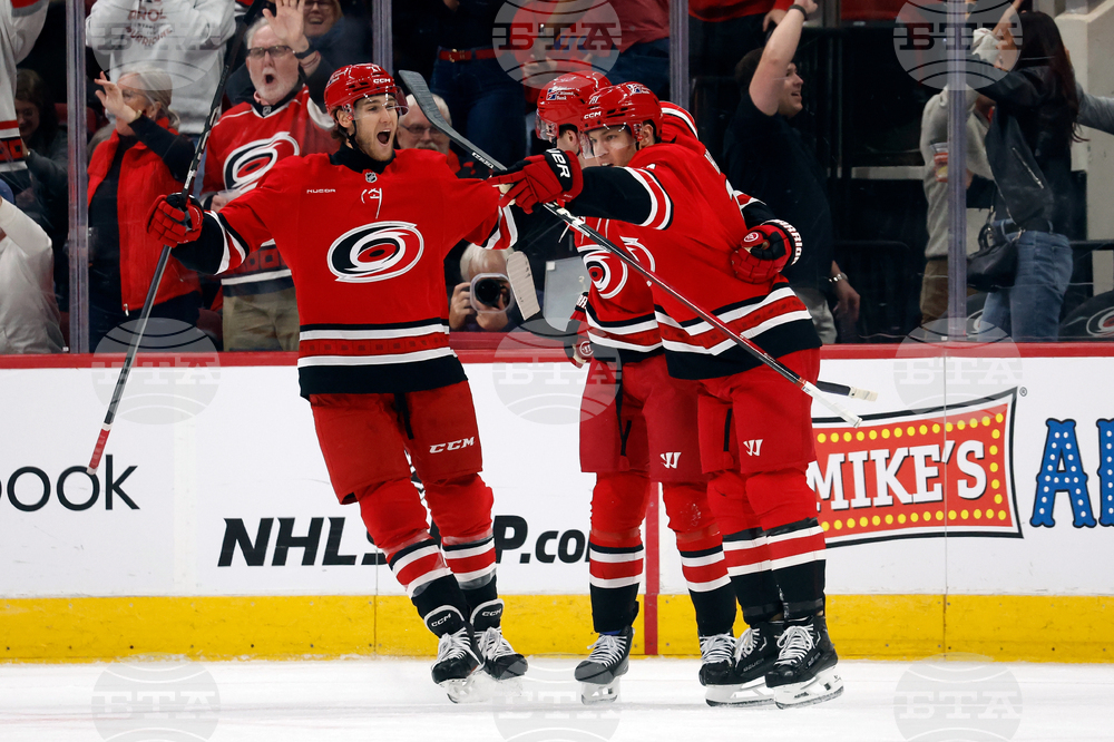 Oilers Hurricanes Hockey