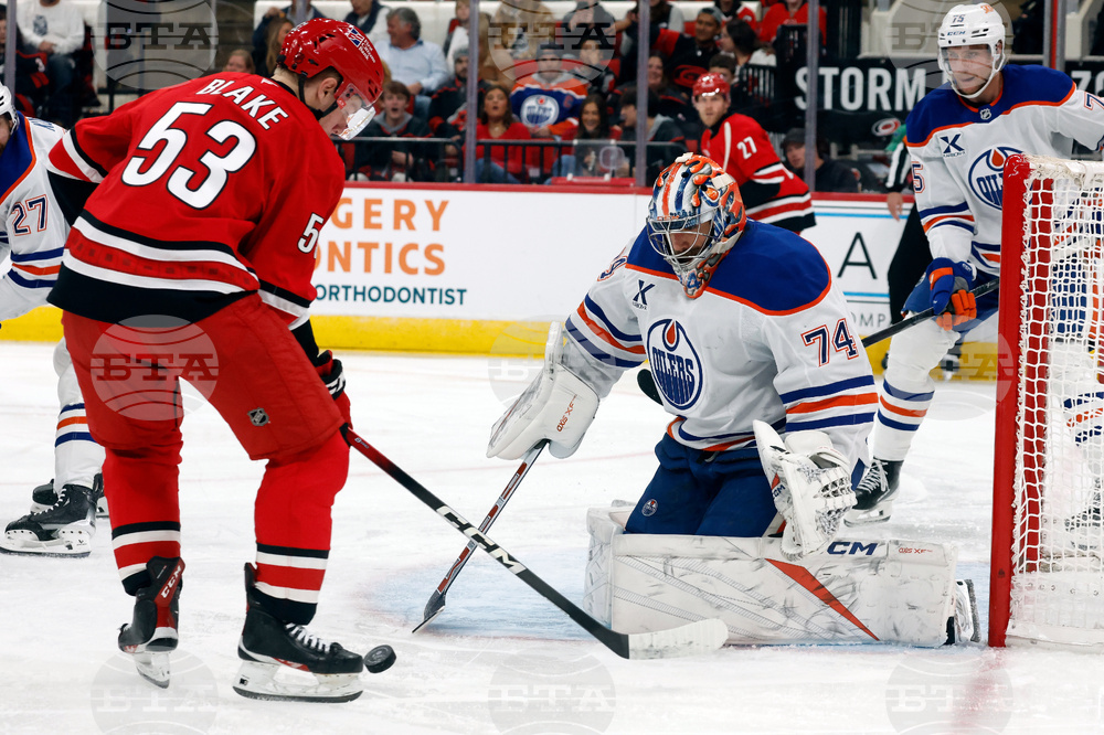 Oilers Hurricanes Hockey