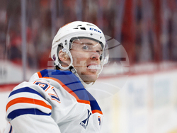 Oilers Hurricanes Hockey