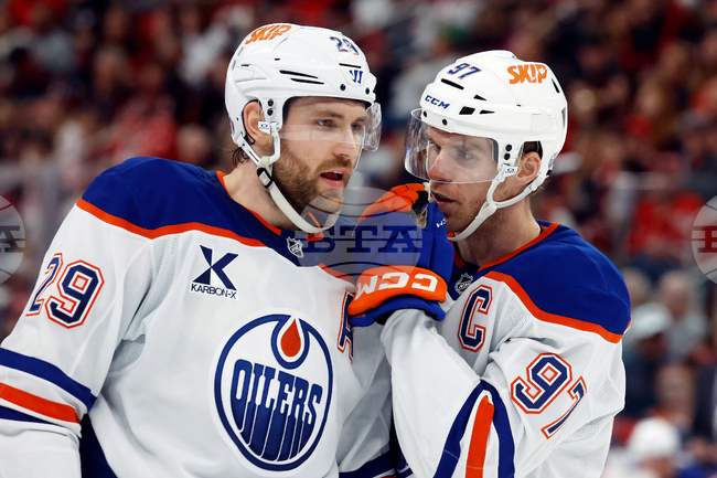 Леон Драйзайтъл отбеляза победния гол в продължението за успеха на Едмънтън над Каролина в НХЛ