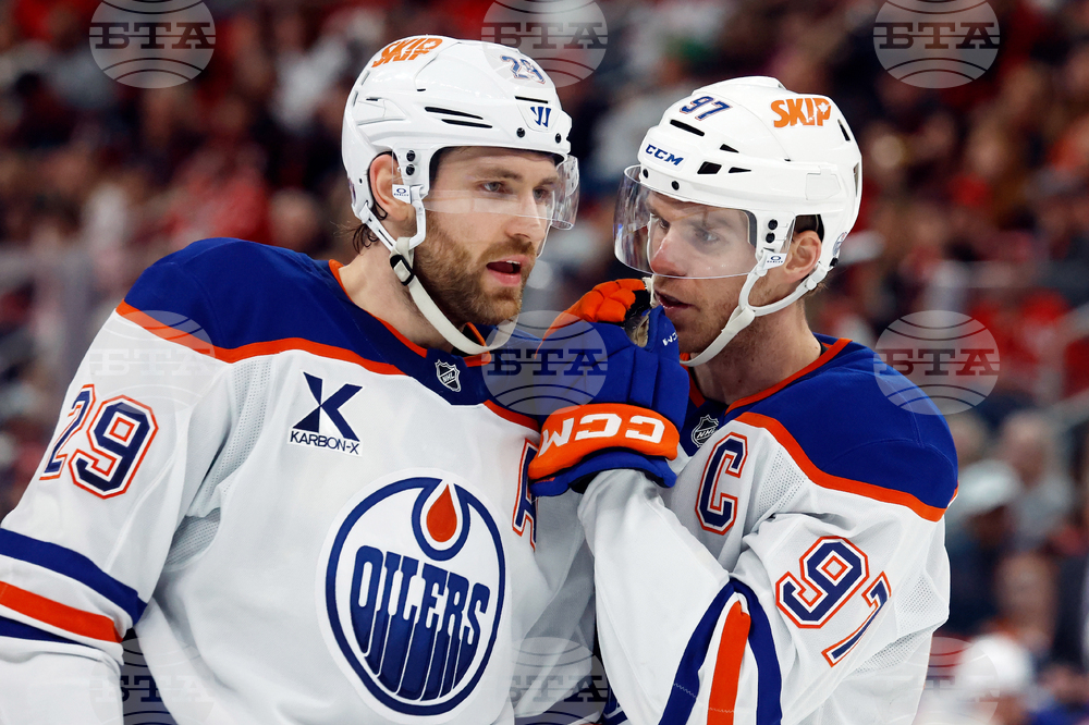 Oilers Hurricanes Hockey