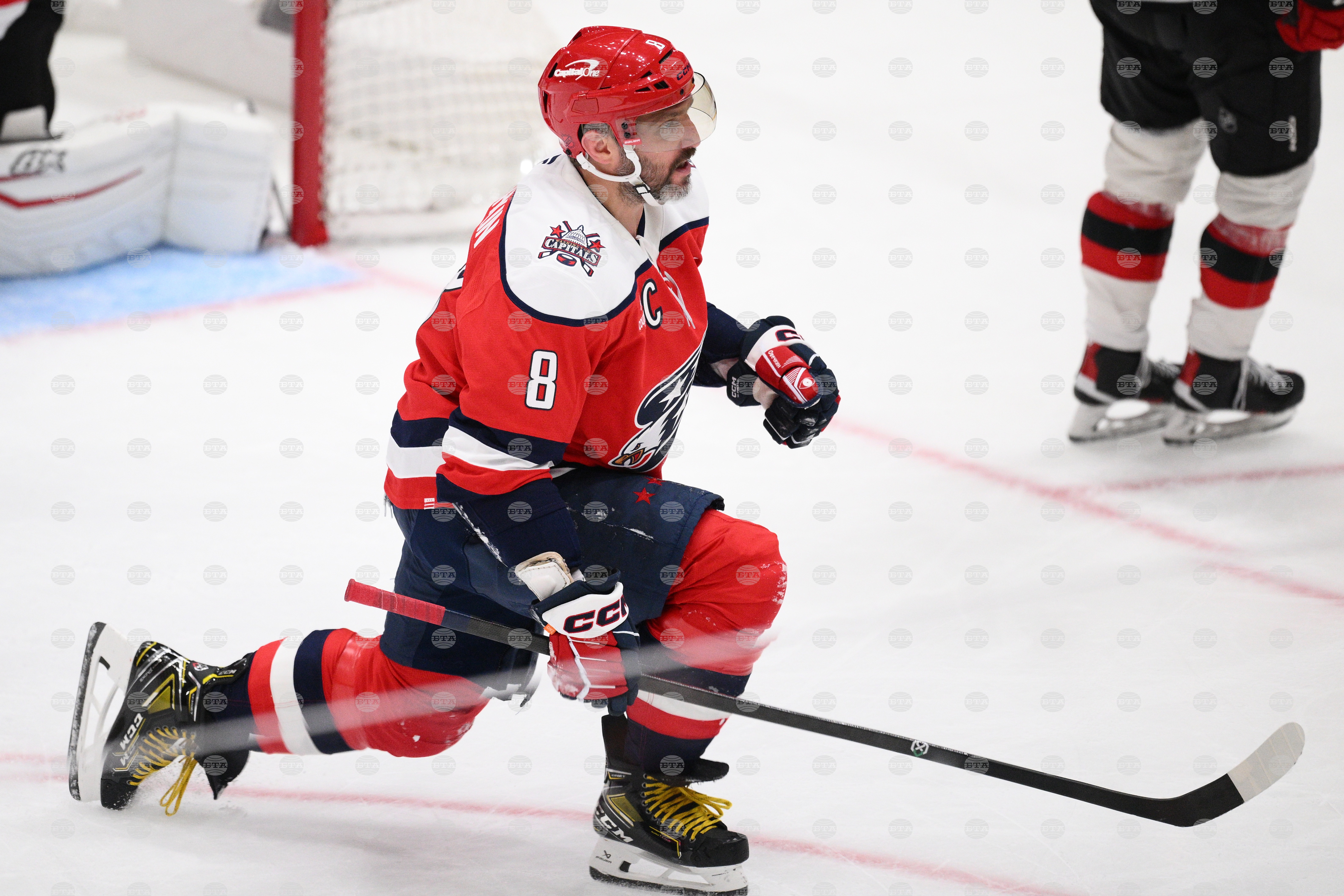 Александър Овечкин отбеляза 903-ия си гол в НХЛ при победа на Вашингтон Кепиталс срещу Лос Анджелис Кингс