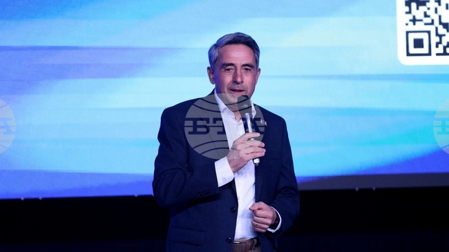 Според Росен Плевнелиев успехът се мери с прогреса в обществото 