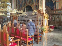 Шумен - храм „Свети Три Светители“ - литургия и проповед