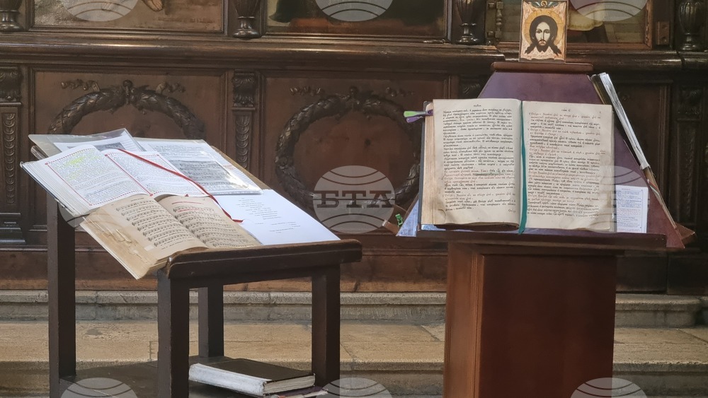 Добрич - храм „Св. Троица“ - неделна служба