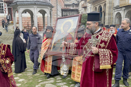 Зографски манастир - есенния празник на свети Георги - литургия и литийно шествие