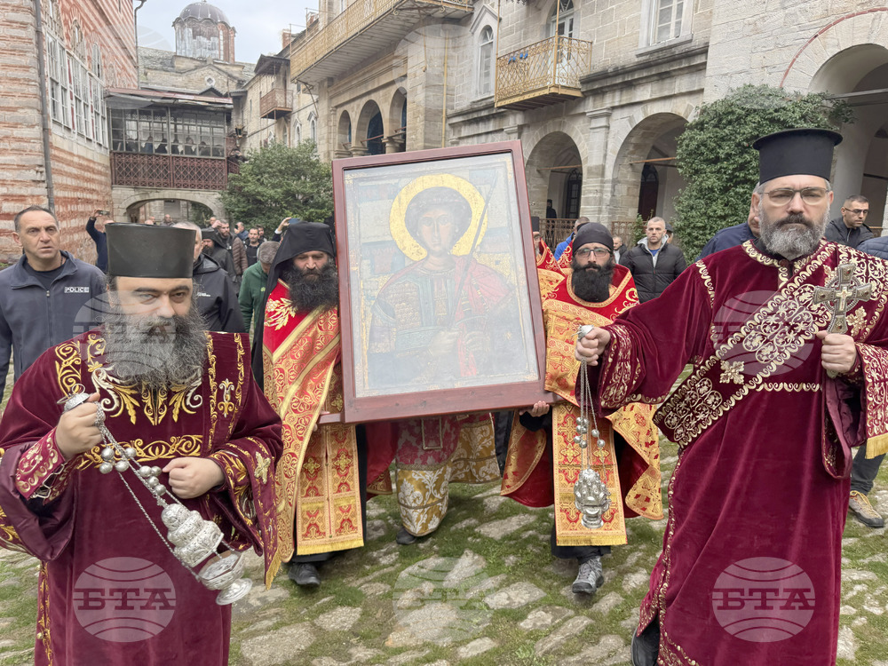 Зографски манастир - есенния празник на свети Георги - литургия и литийно шествие