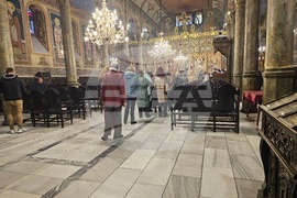 Русе - църква "Света Троица" - литургия