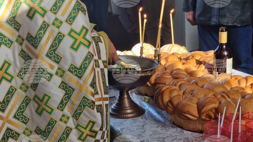 Добрич - панихида - почит към загиналите при ПТП