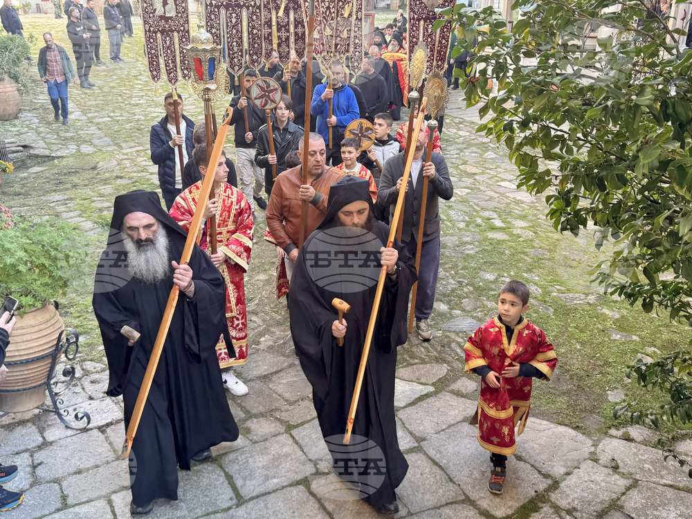 Зографски манастир - есенния празник на свети Георги - литургия и литийно шествие