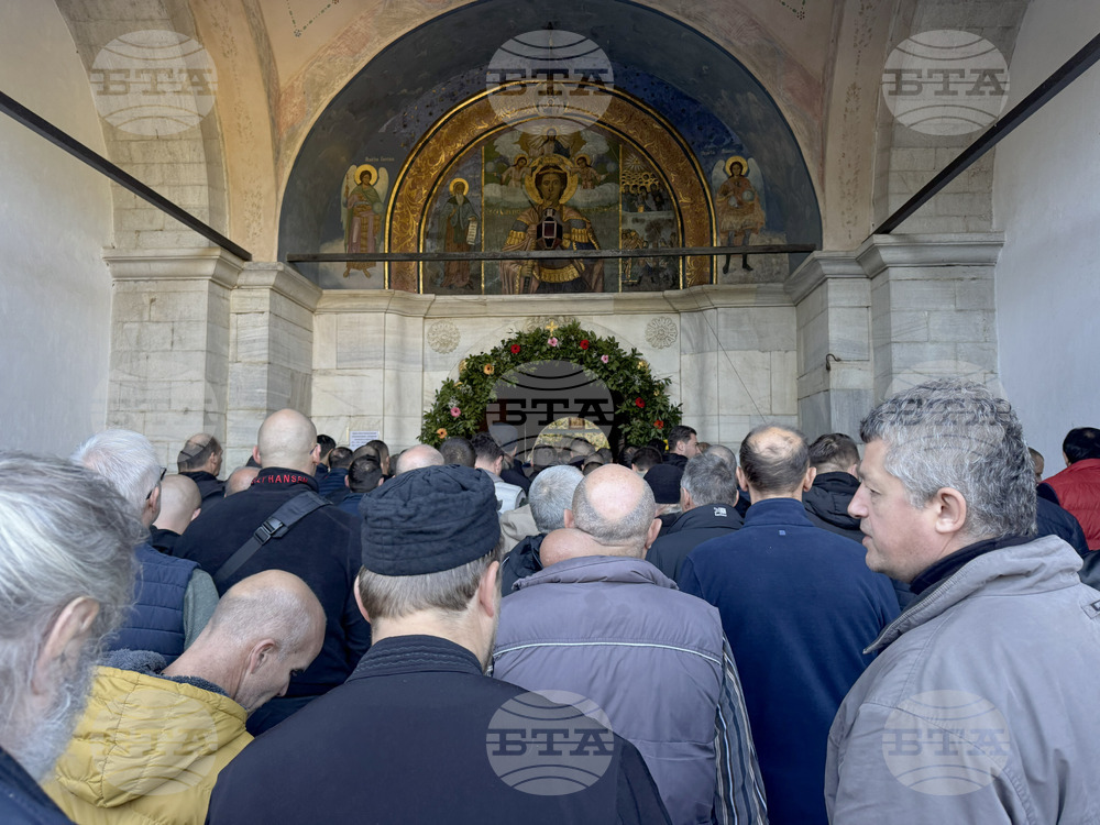 Зографски манастир - есенния празник на свети Георги - литургия и литийно шествие