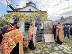 Зографски манастир - есенния празник на свети Георги - литургия и литийно шествие