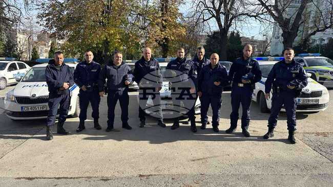 Полицейски служители от Районно управление - Шумен почетоха с минута мълчание паметта на загиналите по пътищата