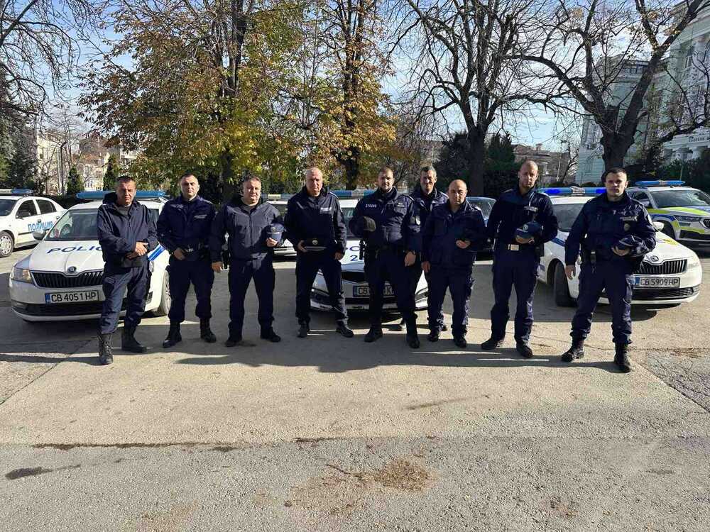 Полицейски служители от Районно управление - Шумен почетоха с минута мълчание паметта на загиналите по пътищата