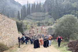 Зографски манастир - есенния празник на свети Георги - литургия и литийно шествие