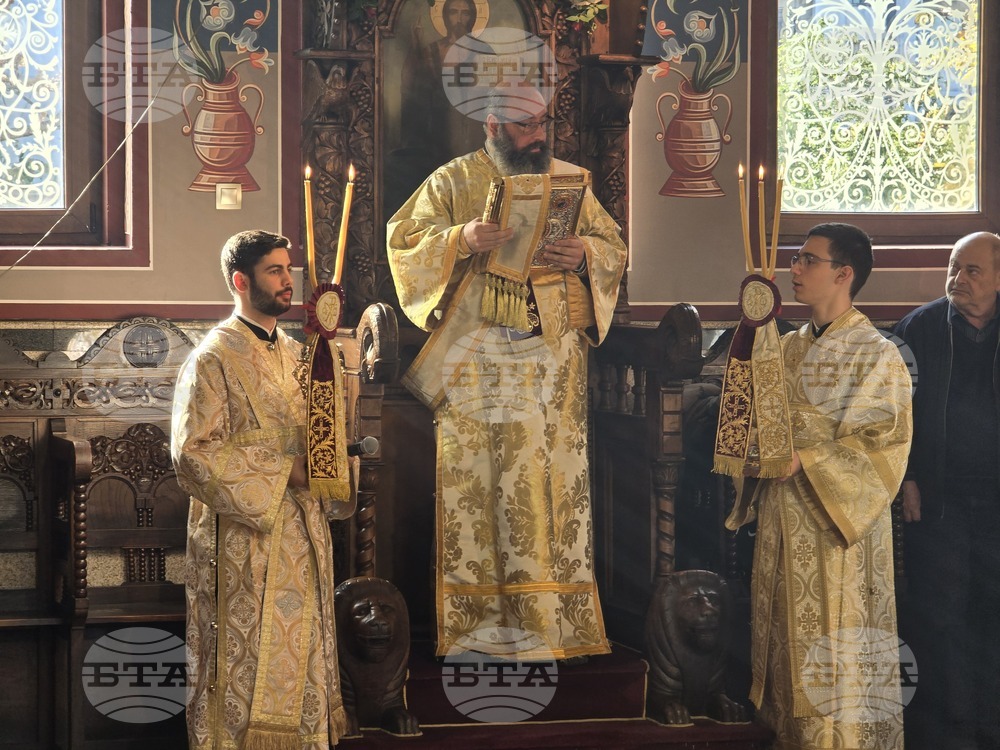 Пловдив - Митрополит Николай - архиерийска света литургия в храм „Св. Възнесение Господне“