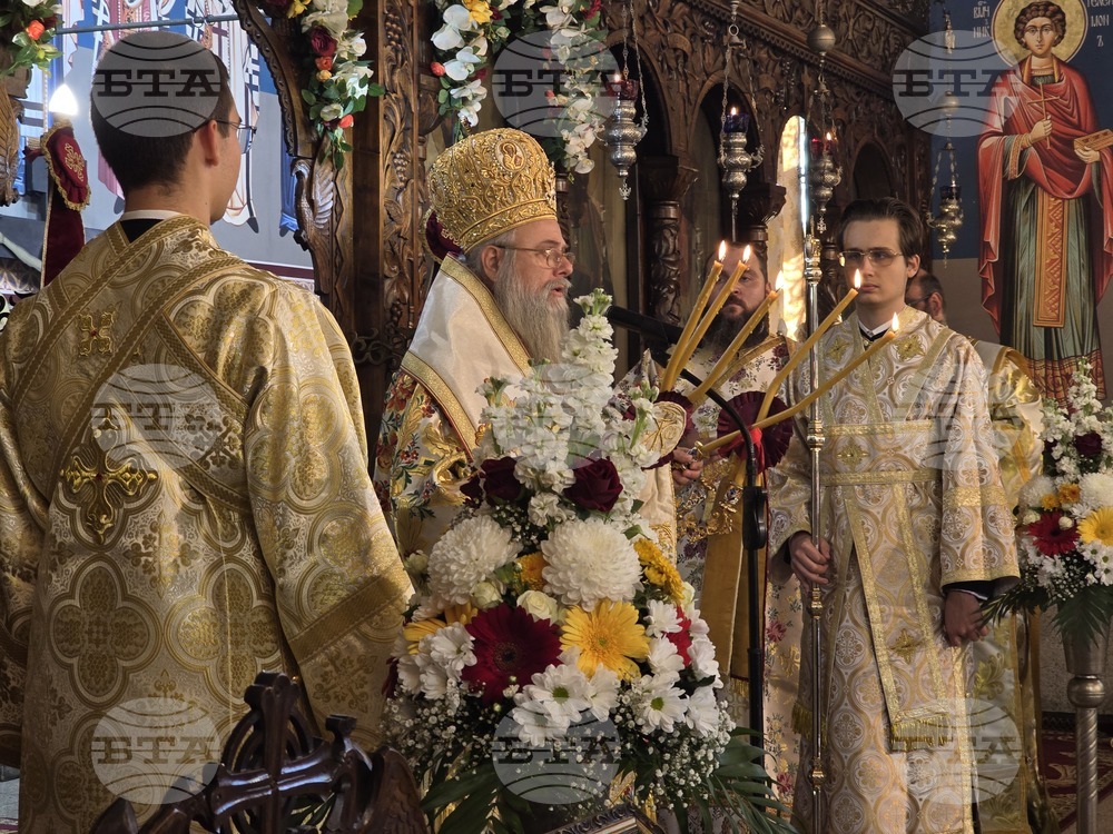 Пловдив - Митрополит Николай - архиерийска света литургия в храм „Св. Възнесение Господне“