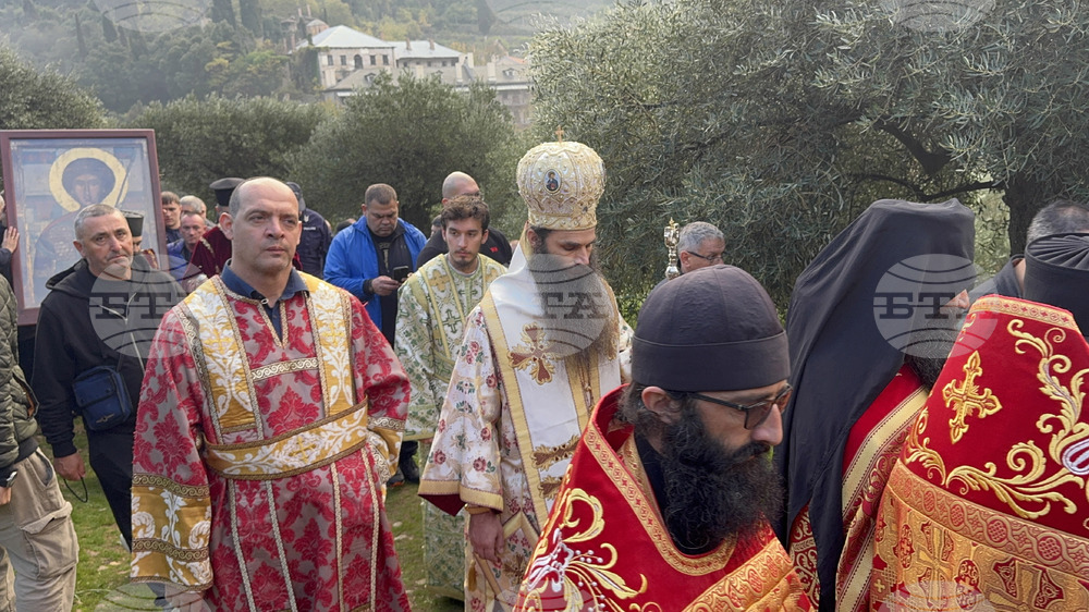 Зографски манастир - есенния празник на свети Георги - литургия и литийно шествие