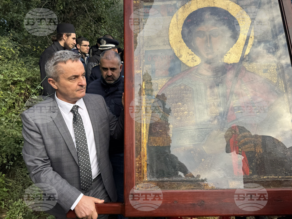 Зографски манастир - есенния празник на свети Георги - литургия и литийно шествие