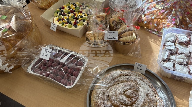 Над 2300 лева бяха събрани на благотворителен кулинарен базар в самоковското село Продановци