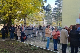 Попово - болница - паметник