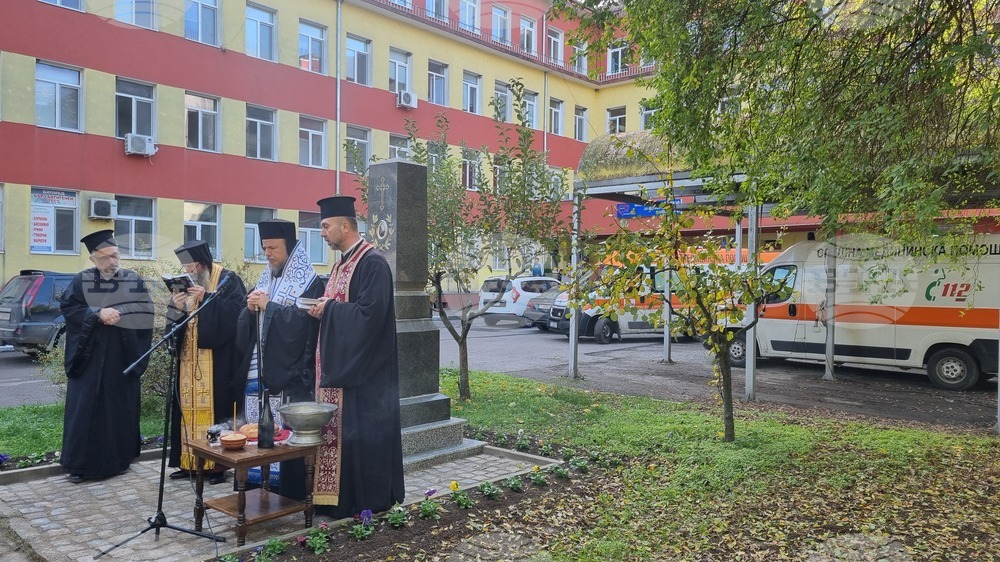 Попово - болница - паметник