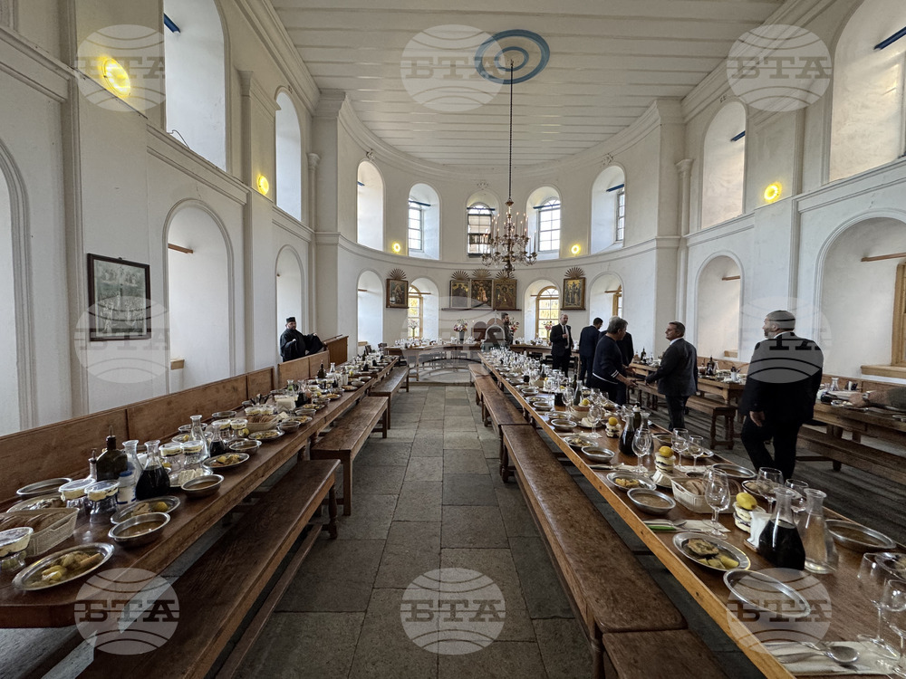 Зографски манастир - есенния празник на свети Георги - литургия и литийно шествие