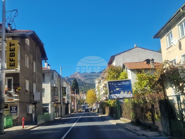 В област Смолян обявените в Бюрото по труда вакантни позиции са 304, 19 от тях са за специалисти с висше образование