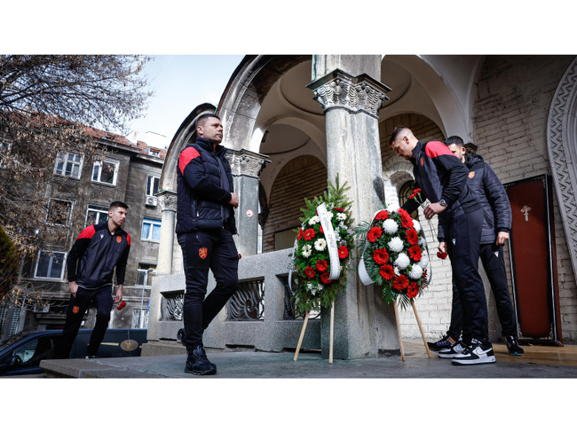 Александър Димитров, Димитър Митов, Димитър Евтимов и Алекс Божев уважиха поклонението пред Стоян Йорданов