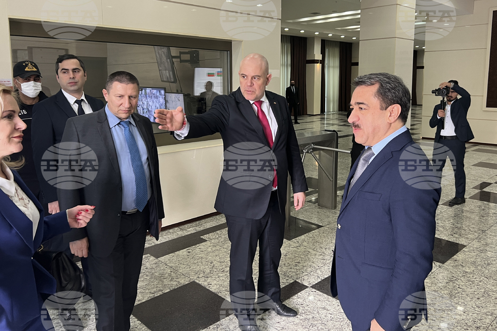 Азербайджан - Баку - Иван Гешев - посещение