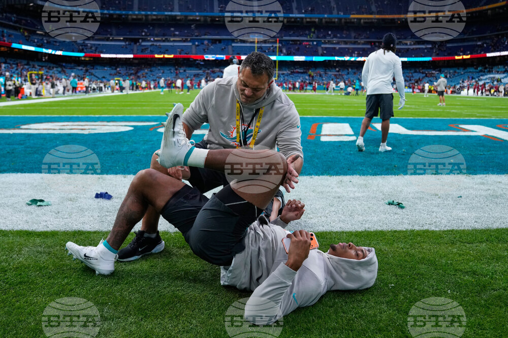 Commanders Dolphins Football