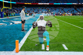 Commanders Dolphins Football