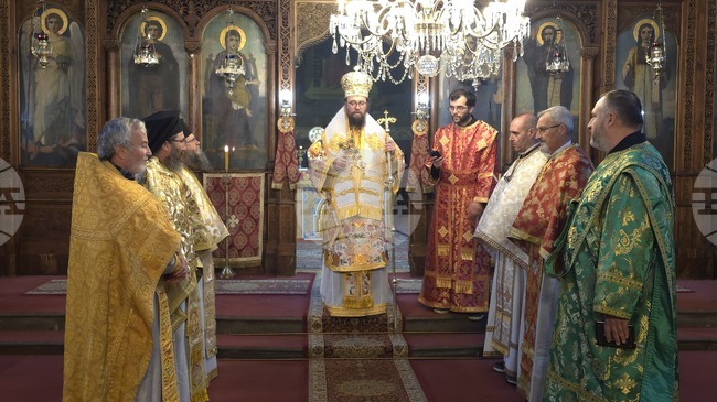 Призвани сме да следваме Христос, да слушаме Неговите слова, които ни водят към спасение, каза Видинският митрополит Пахомий