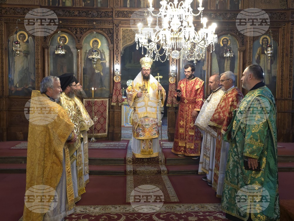 Призвани сме да следваме Христос, да слушаме Неговите слова, които ни водят към спасение, каза Видинският митрополит Пахомий