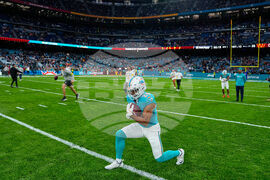 Commanders Dolphins Football