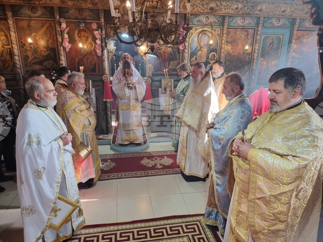 Евангелската притча за милостивия самарянин бе припомнена днес в православните храмове в страната