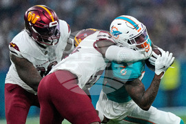 Commanders Dolphins Football