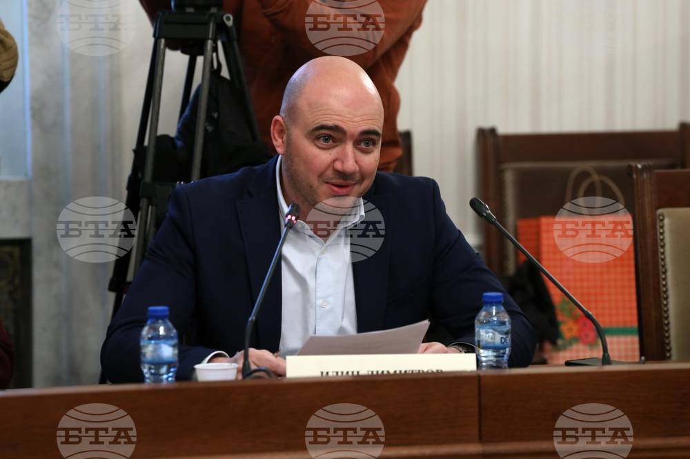 Председателят на Комисията по туризъм Илин Димитров инициира работна среща с бизнеса във Велинград