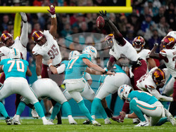 Commanders Dolphins Football