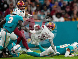 Commanders Dolphins Football