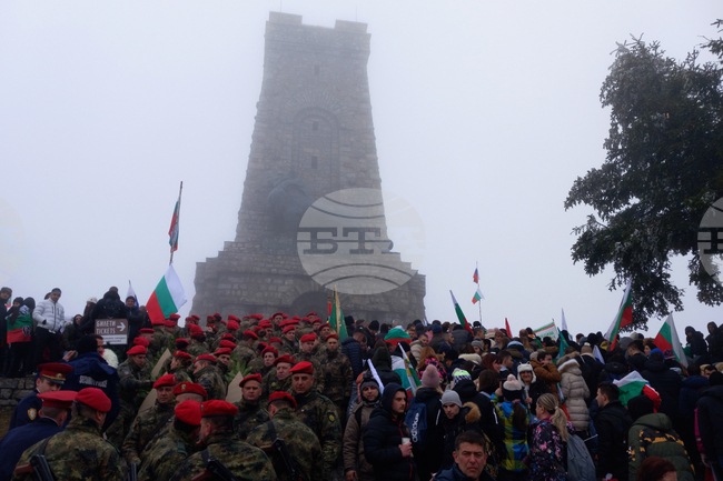 Община Павел баня осигурява транспорт за желаещите да посетят националното честване на връх Шипка на 3 март