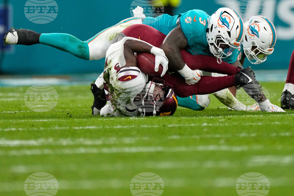 Commanders Dolphins Football