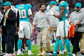 Commanders Dolphins Football
