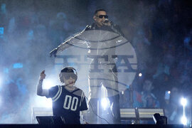 Commanders Dolphins Football