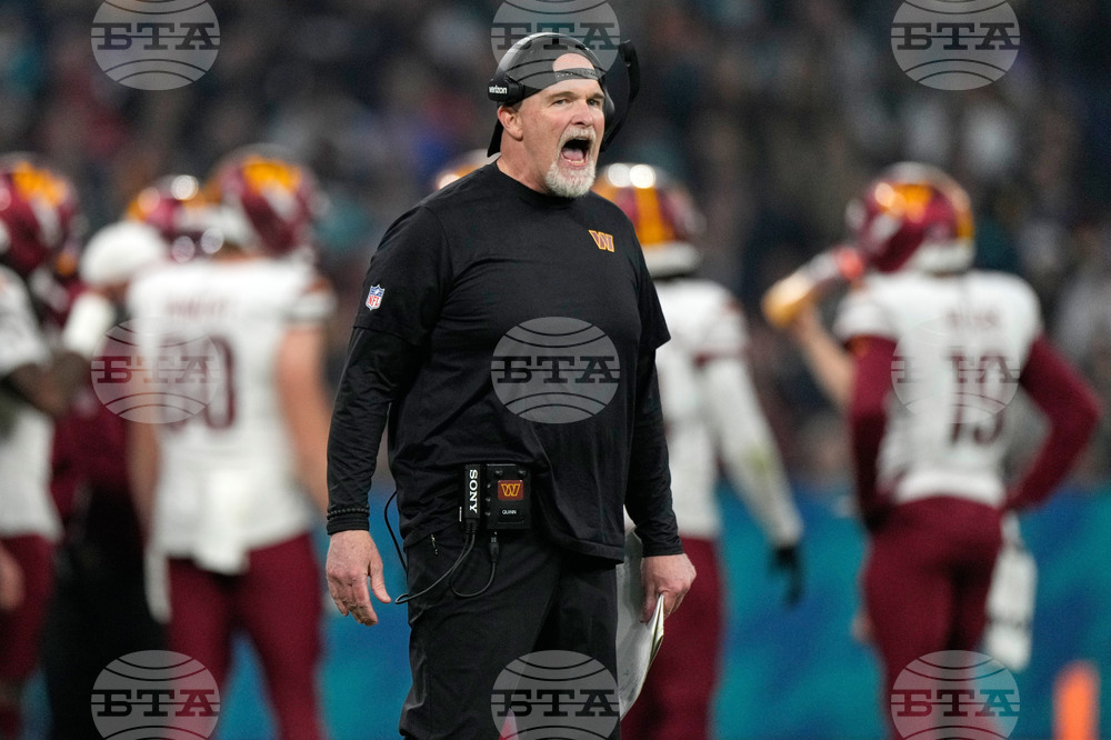 Commanders Dolphins Football