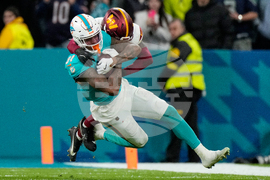 Commanders Dolphins Football