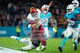 Commanders Dolphins Football