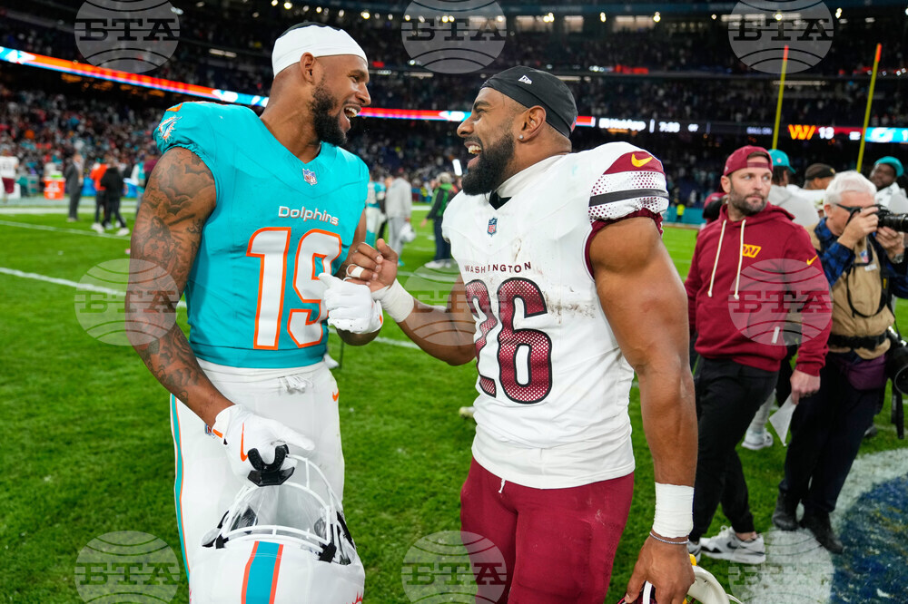 Commanders Dolphins Football