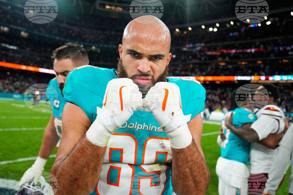 Commanders Dolphins Football