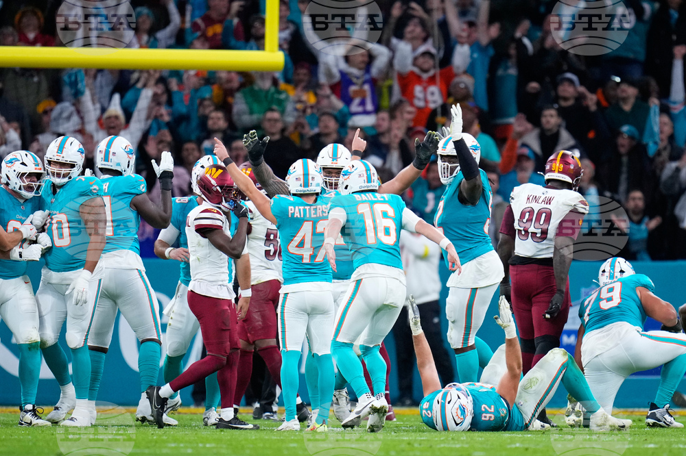 Commanders Dolphins Football